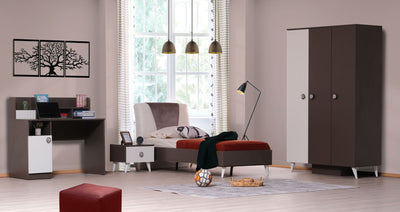 Camera completa singola con armadio letto comodino e scrivania marrone e bianco