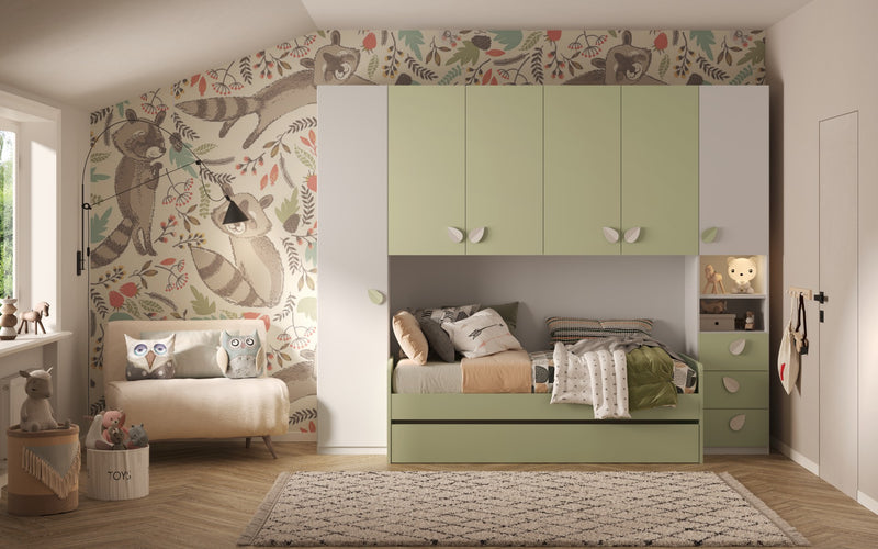 Cameretta con doppio letto estraibile e armadio a ponte verde chiaro e bianco cm 240x55x294h