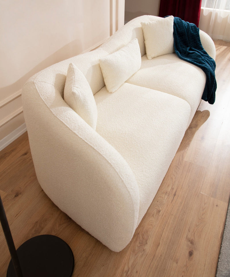Divano design da salotto 3 posti in tessuto colore crema cm 236x91x76h