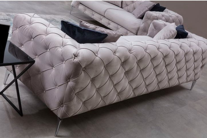 Divano a 3 posti imbottito con effetto capitonnè cm 237x90x73h - vari colori