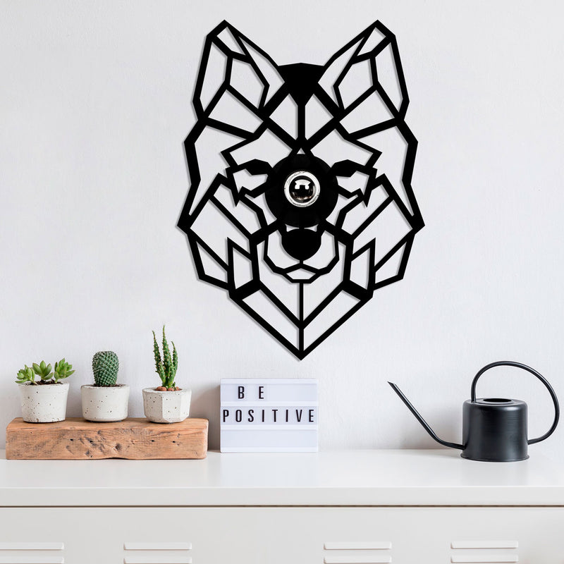lampada da parete decorativa design in legno nero sagomato testa di lupo