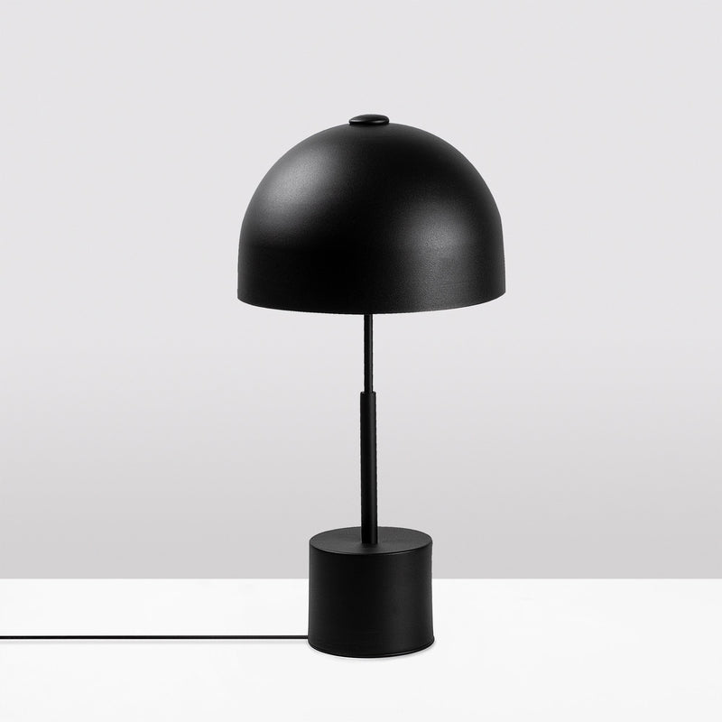 Lampada da salotto moderna cappello e base in metallo nero e oro cm 26x53h