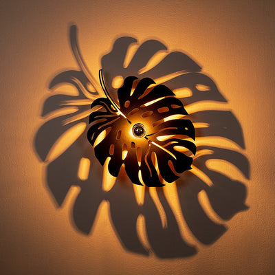 Lampada decorativa da parete una luce in legno forma di foglia cm 45x12x55h
