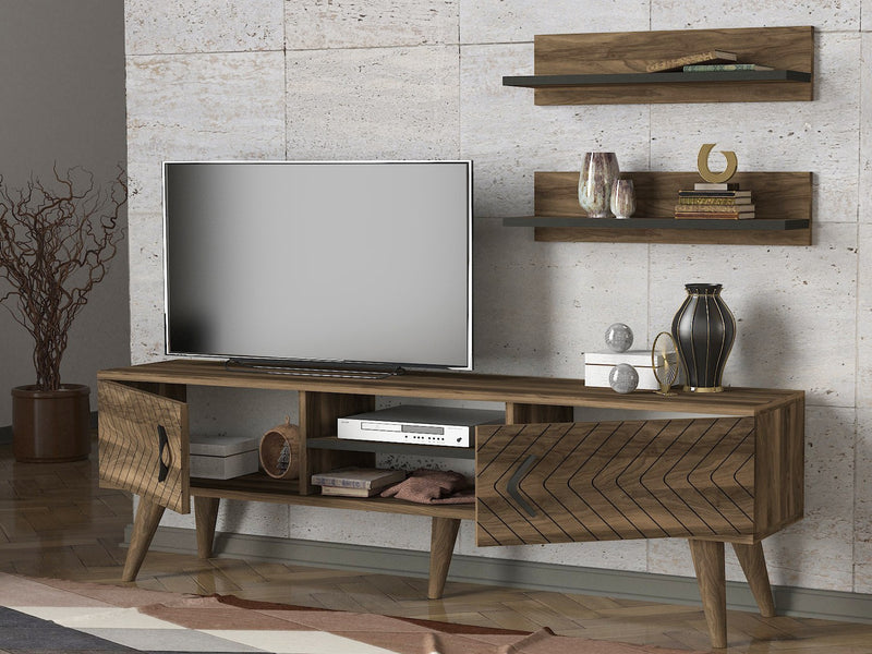 Parete moderna attrezza con mobile tv basso e 2 mensole in legno noce e nero