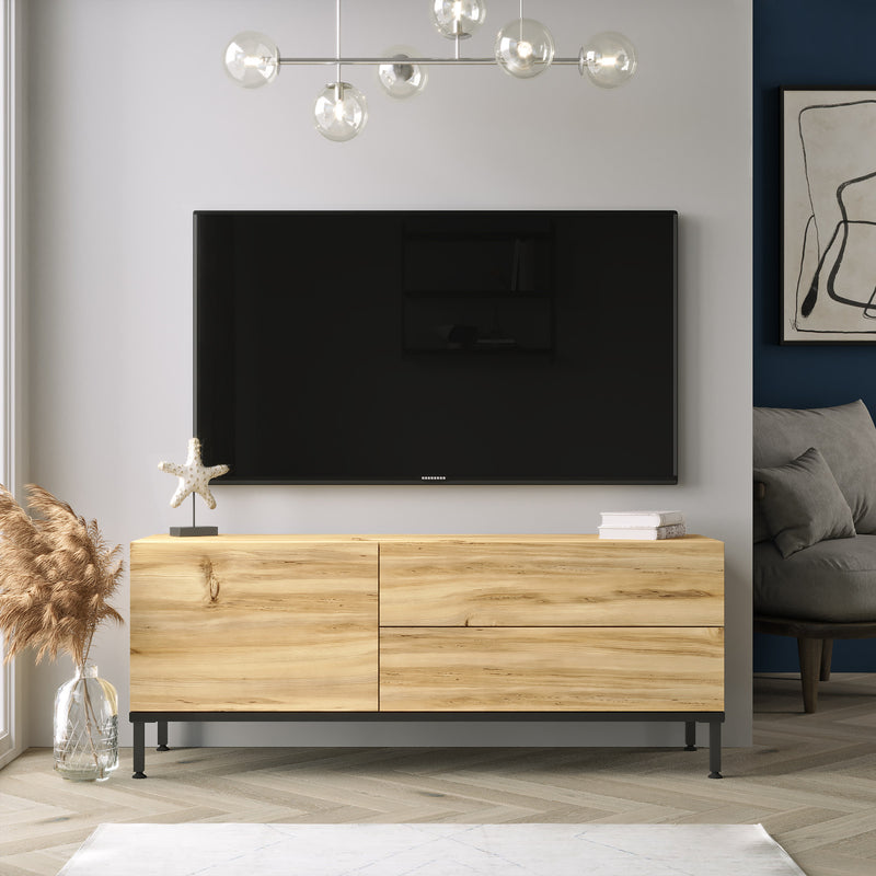 Mobile basso porta TV in legno color quercia chiaro opaco e gambe in metallo nero opaco. Forma rettangolare e composto da 3 ante a ribalta. Dimensioni cm 120x35x46h