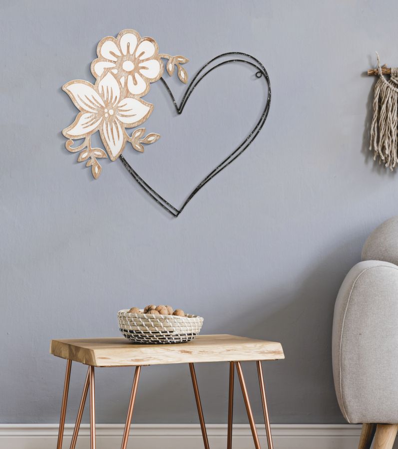 Pannello da parete in metallo e legno con cuore e fiori cm 50x2x45h