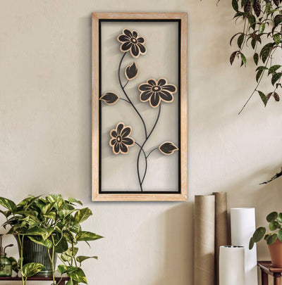Pannello da muro moderno con fiori in legno nero e naturale cm 30x2x60h