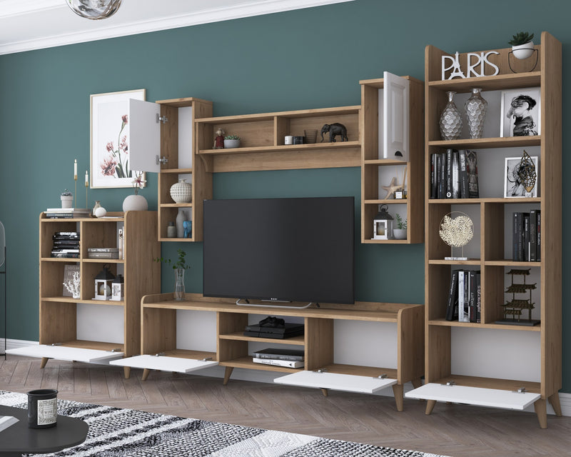 Parete attrezzata con mobile porta TV libreria mensola e mobiletto noce e bianco