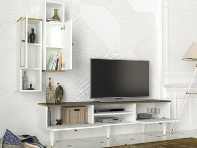 Composizione parete soggiorno elegante con mobile tv e pensili bianco marmo e oro