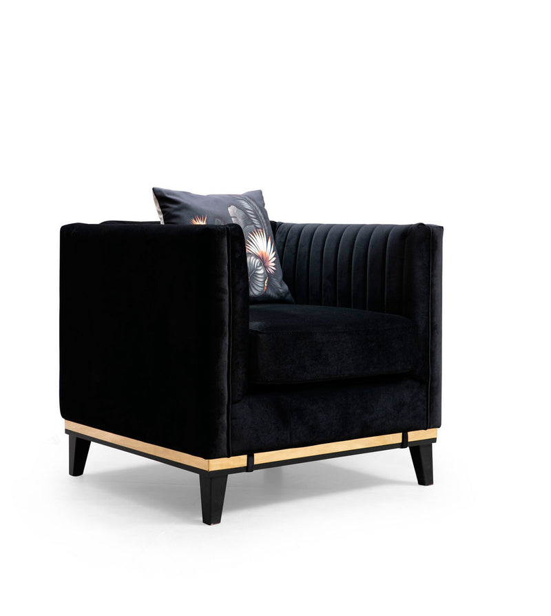 poltrona moderna design rivestita in tessuto nero base in legno nero con inserto dorato