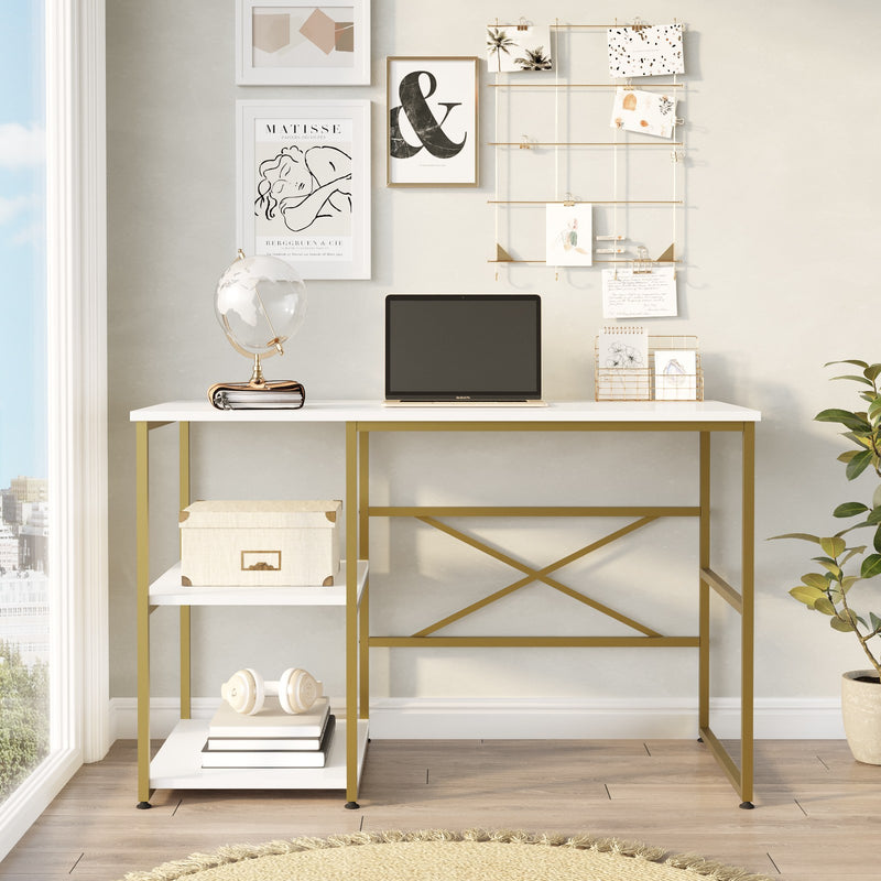 scrivania da studio elegante struttura in metallo dorato piedi e ripiani in legno bianco opaco