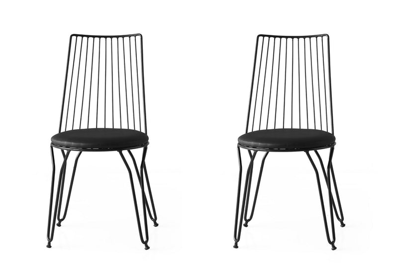 sedia moderna in metallo nero seduta in ecopelle stile industriale