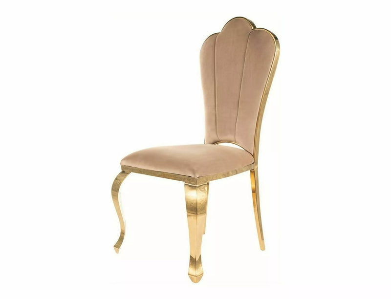 Sedia moderna con gambe oro a sciabola rivestimento in velluto schienale a conchiglia - vari colori