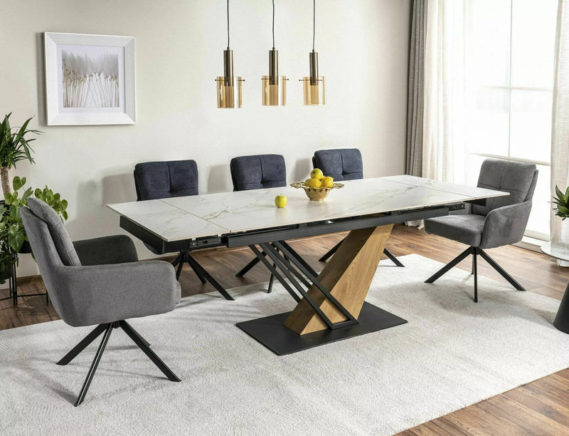 Poltrona da ufficio o sala da pranzo con seduta girevole in tessuto blu e gambe nere