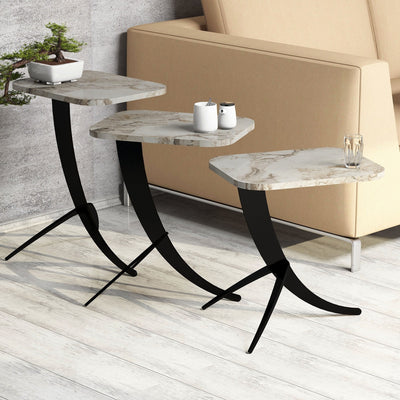 set di 3 tavolini moderni base in metallo nero piano in legno marmo bianco