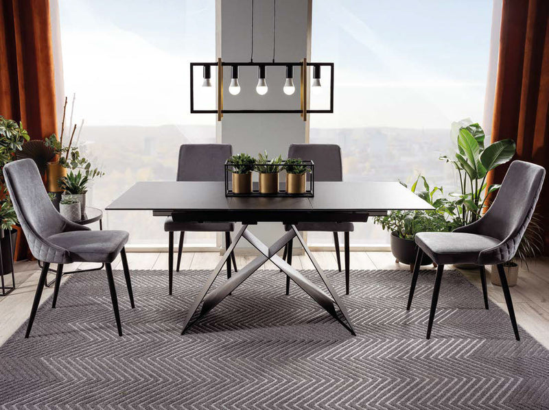 tavolo moderno allungabile base incrociata in metallo nero piano in vetro colore nero