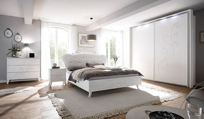 camera da letto completa in legno bianco con serigrafie