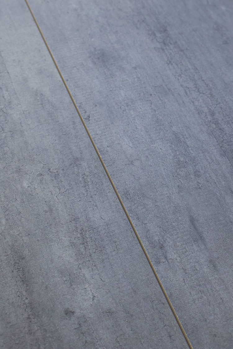 Linea Small - Consolle allungabile moderna gambe in metallo piano cemento cm 90x40/196x77h