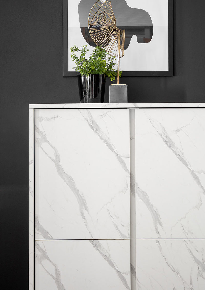 Ancilla - Madia moderna 3 ante in legno effetto marmo bianco cm 138x43x79h