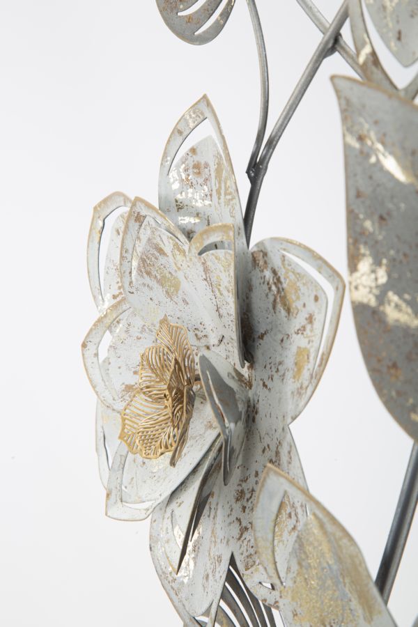Decorazione da parete in metallo 3D con fiori bianco e oro cm 39x5x67h