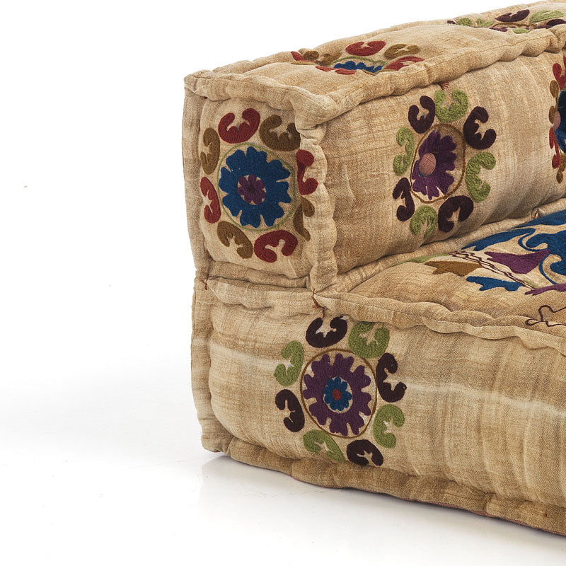 Divano biposto imbottito e rivestito in cotone fantasia indiana cm 160x80x53h