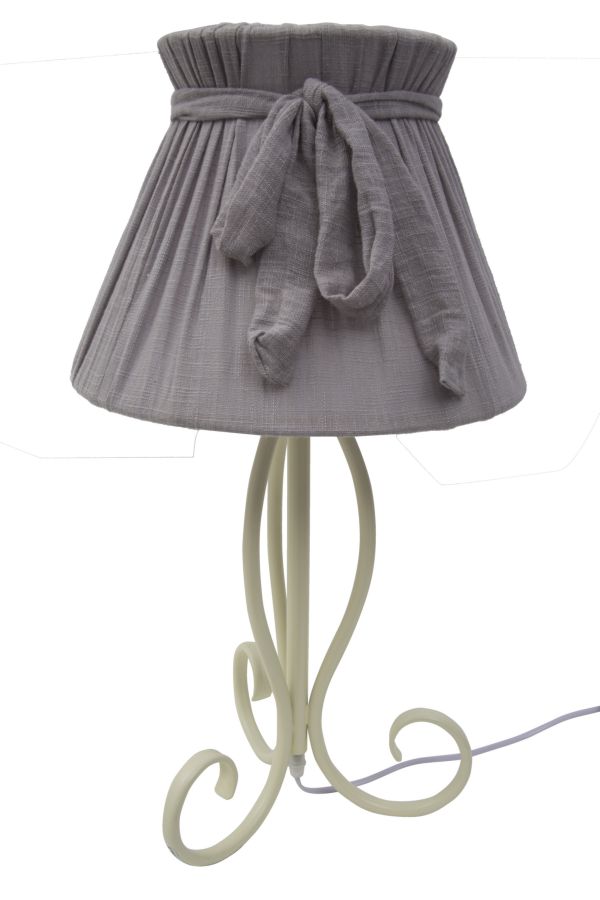 Lampada da tavolo shabby in metallo e paralume in tessuto grigio con fiocco