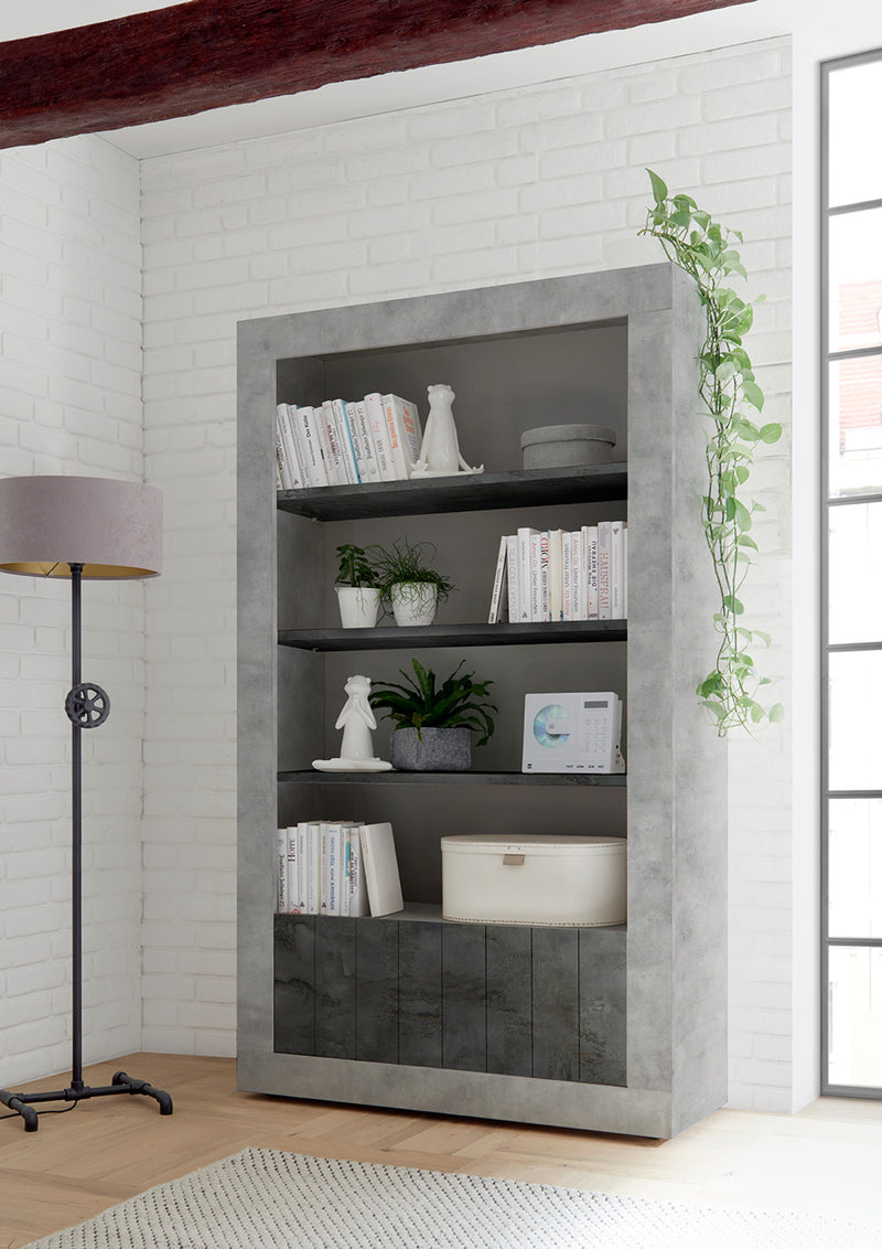 Garda - Libreria moderna colore cemento e ossido con ripiani e 2 ante cm 110x42x190h