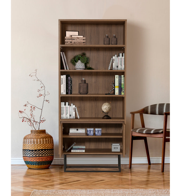 Libreria in stile country in legno con ante e gambe in vero metallo cm 80x36x182h