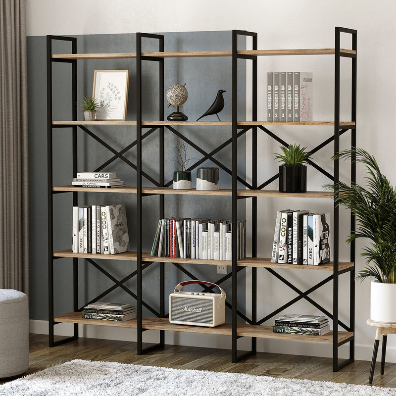Libreria a 15 ripiani con cornice interamente in metallo disponibile in 4 diverse colorazioni: 1. marmo bianco e oro opaco 2. pino atlantico e nero opaco 3. bianco e oro opaco 4. nero opaco e oro opaco