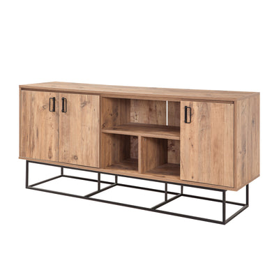 Mobiletto basso credenza in stile industrial a 3 ante e 3 vani a giorno, forma rettangolare, 7 vani interni totali. Ripiano in legno color pino atlantico opaco e gambe e maniglie in metallo nero opaco. Dimensioni cm 180x40x80h. Da utilizzare anche come mobile tv