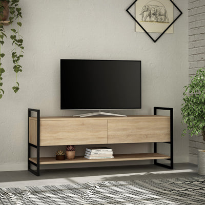 Mobile porta tv moderno ed elegante in legno color quercia chiaro opaco a 2 ante a ribalta con vano a giorno inferiore, gambe in metallo nero opaco. Dimensioni cm 131x39x58h