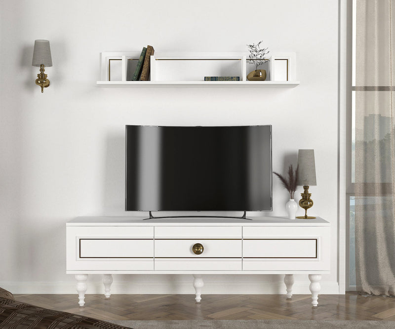 Parete attrezzata moderna in legno bianco opaco e oro lucido, mobile tv con 3 ante a ribalta e mensola a 5 vani a giorno