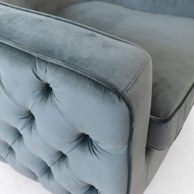 Poltrona classica tonda in legno massello rivestita in velluto colore petrolio cm 80x74x65h