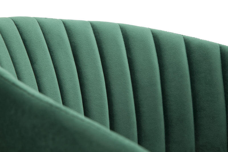 poltroncina design in metallo colore oro e velluto verde
