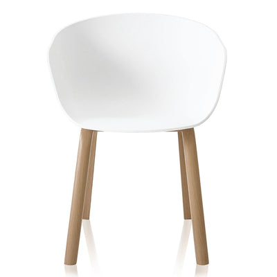 poltroncina moderna in polipropilene bianco e gambe in metallo