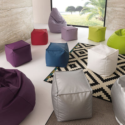 Tavolino da salotto in metallo e vetro con due pouf in ecopelle cm 100x50x43h - vari colori