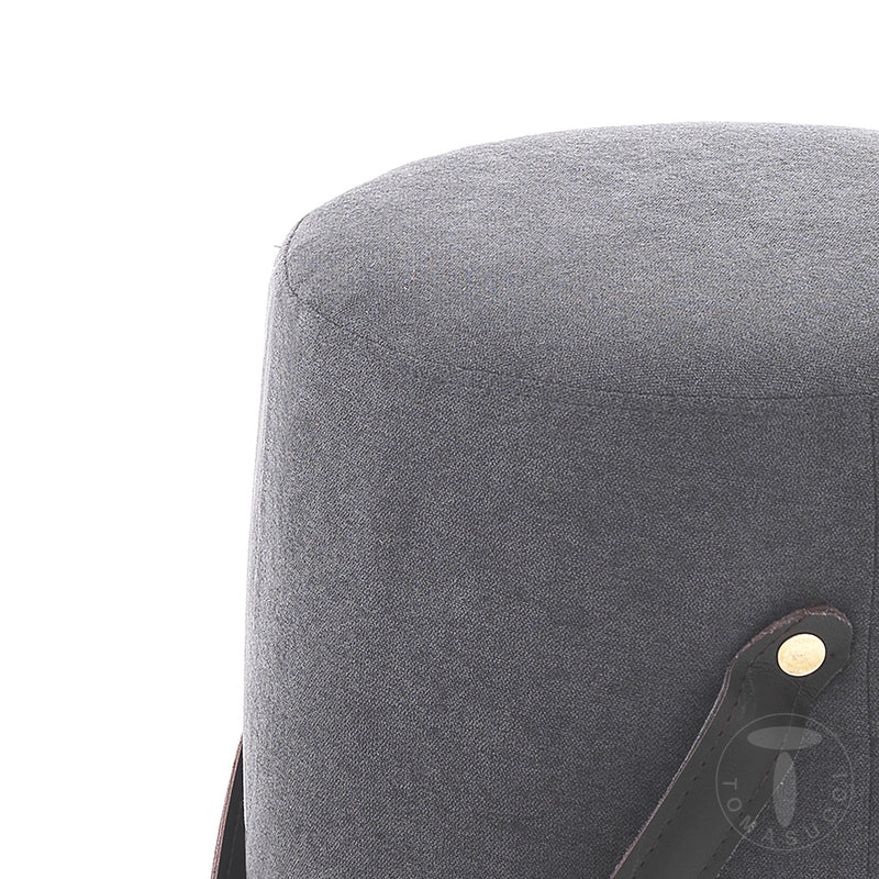 Pouf da soggiorno con rivestimento in tessuto e maniglia in ecopelle cm ø 40x40h - vari colori