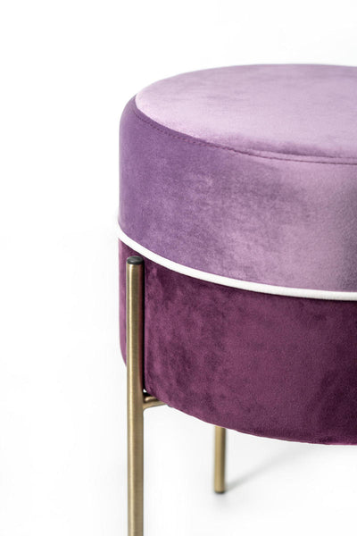 pouf moderno in velluto colore viola 