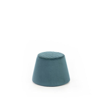 pouf moderno rivestito in velluto colore blu