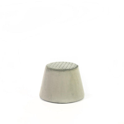 pouf moderno rivestito in velluto colore grigio