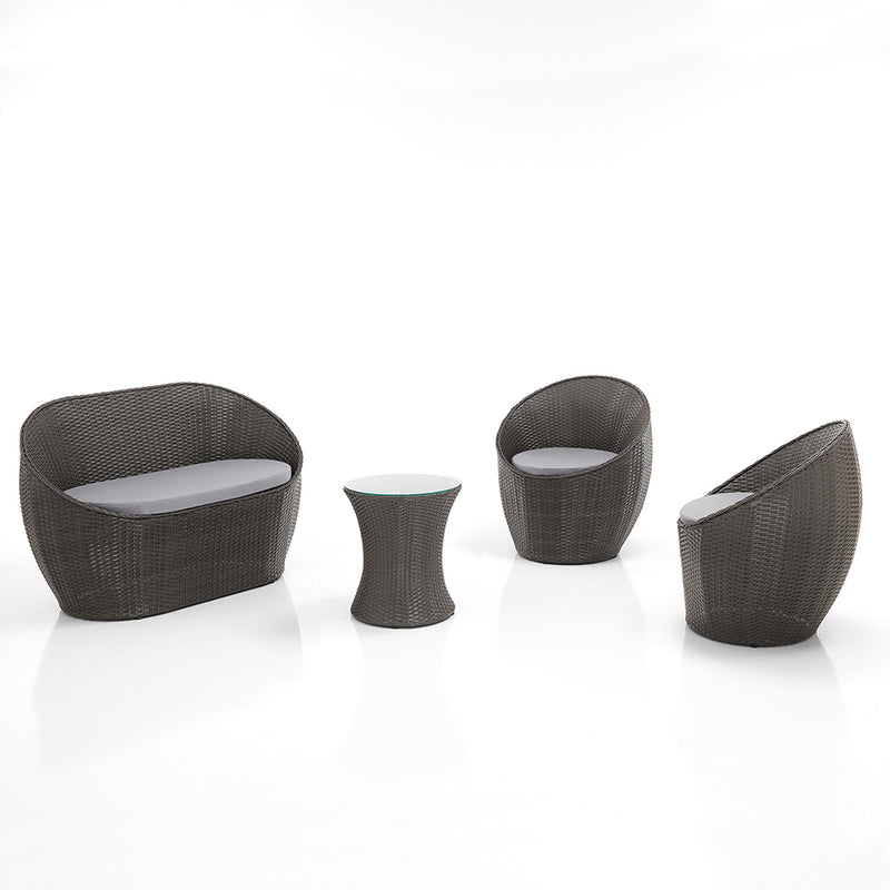Salotto da esterno in polyrattan marrone con divano poltrone e tavolino