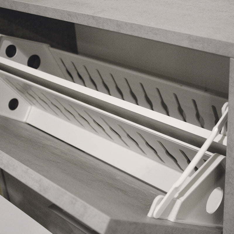Scarpiera moderna 3 ante in legno finitura cemento cm 67x28x112h