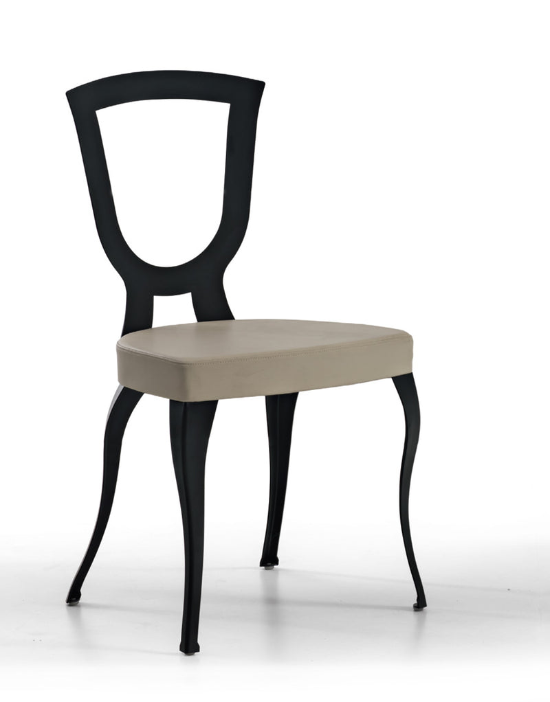 Priscilla - Set da 2 Sedia design da salotto in metallo sagomato cm 45x46x94h - vari colori