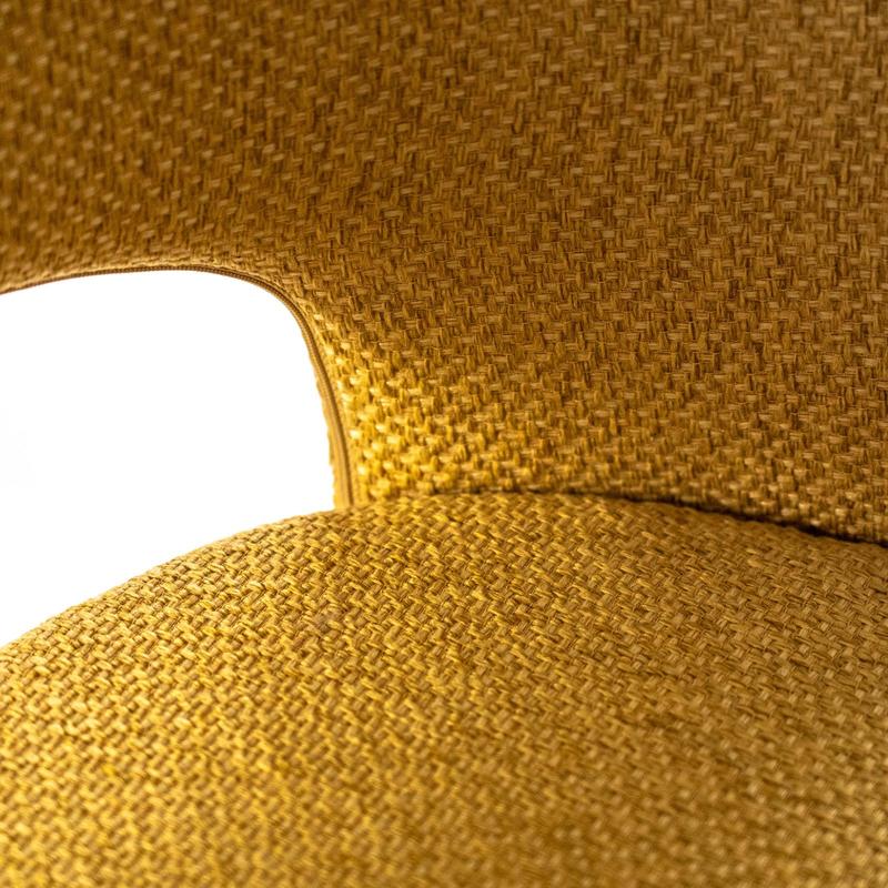 sedia moderna imbottita rivestita in tessuto giallo