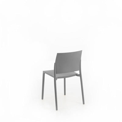 sedia moderna in polipropilene colore grigio chiaro