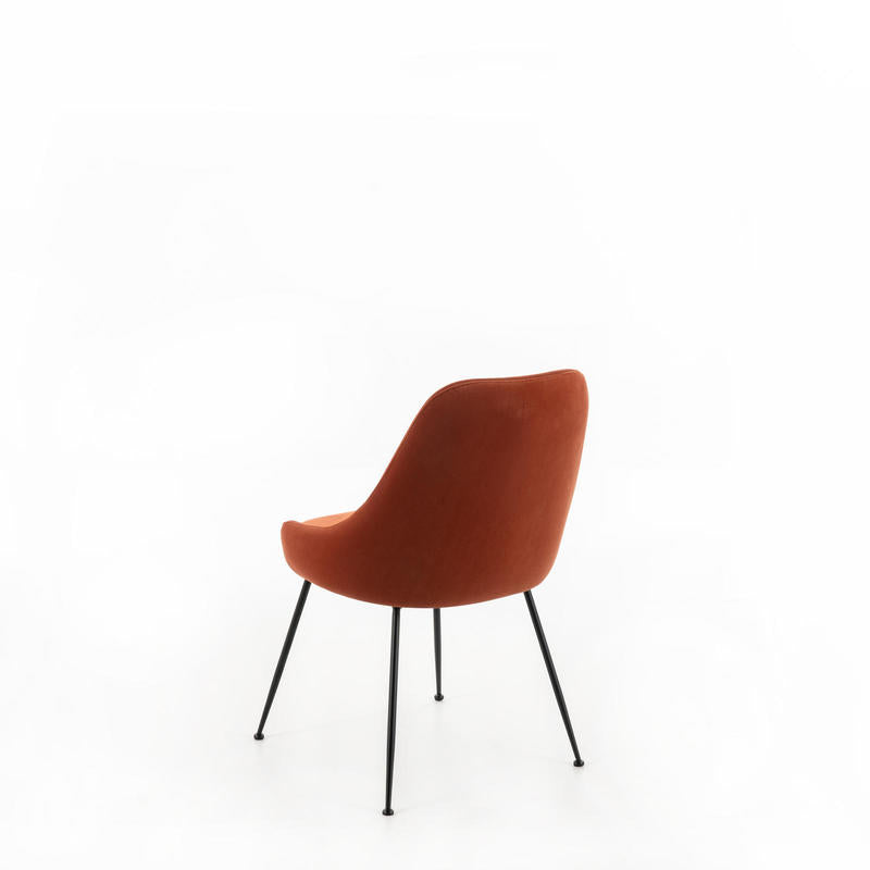 sedia moderna per soggiorno in velluto colore ruggine