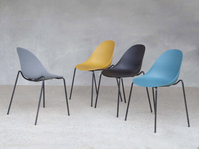 Idol - Set da 4 Sedia scocca in polipropilene gambe in metallo cm 53x55x97h - vari colori