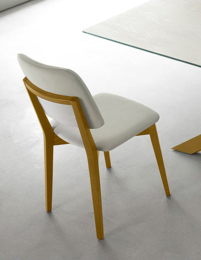 sedia struttura colore oro rivestimento bianco