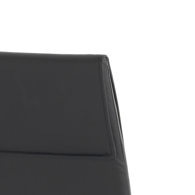 sedia moderna in similpelle colore nero