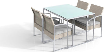 Set da pranzo con tavolo in metallo e vetro e 4 poltrone - vari colori